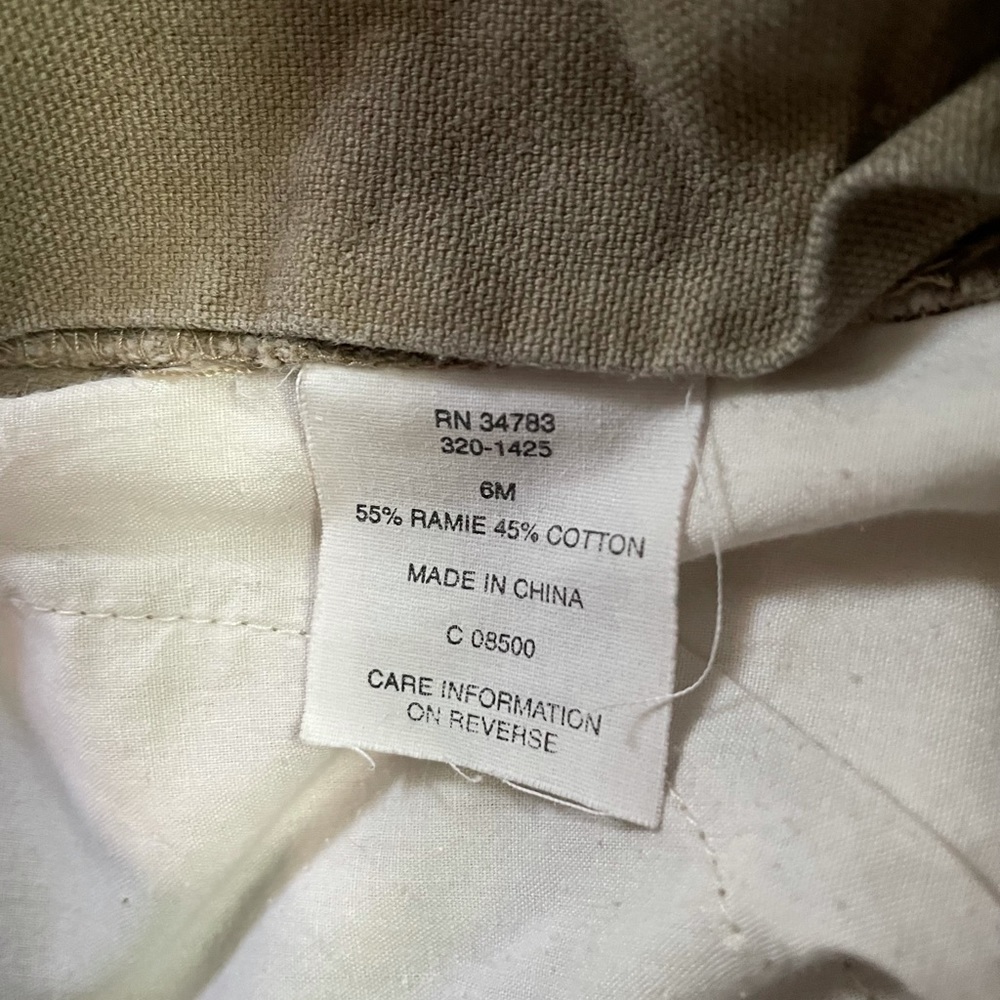 Lee Riveted Capris - Picture 3 of 7